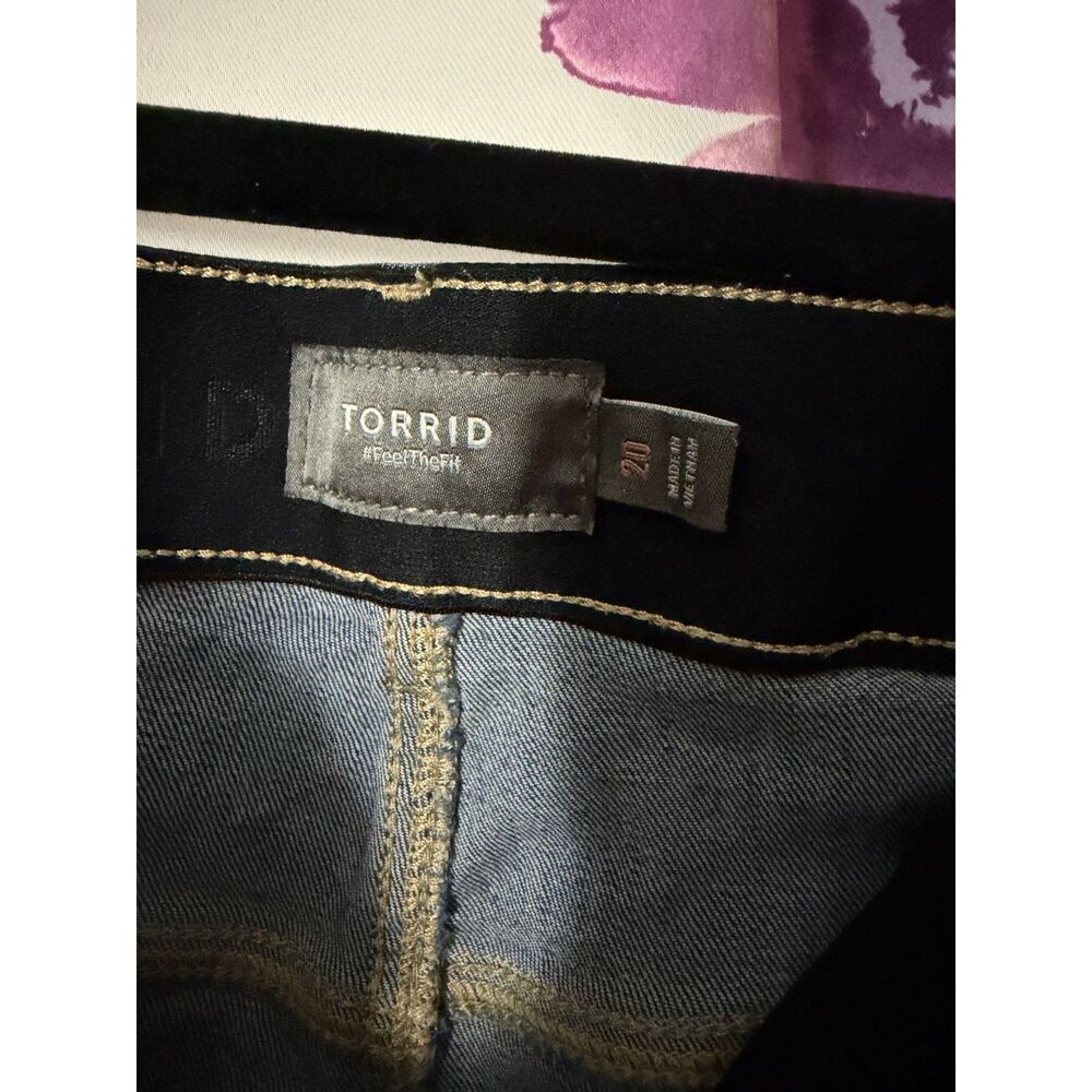 Torrid Short - Picture 2 of 2
